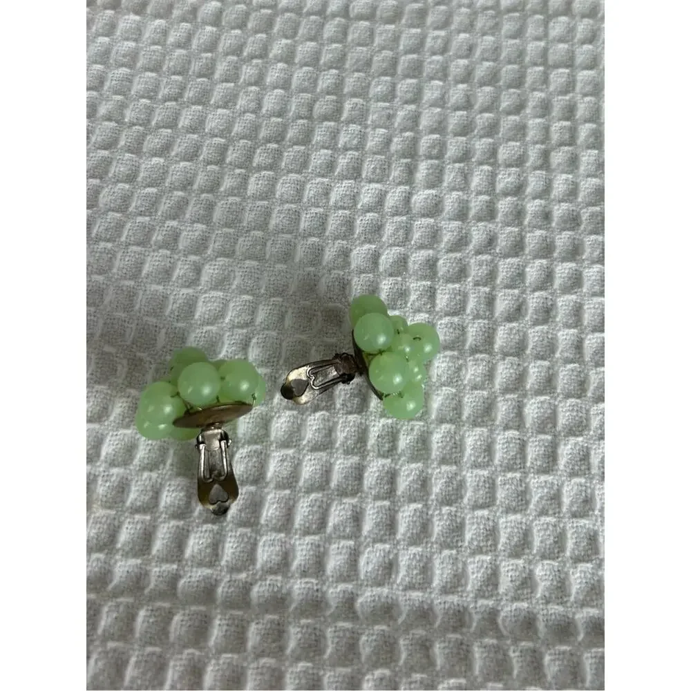 Vintage West Germany Green Glass Bead Cluster Clip On Earrings Grapes